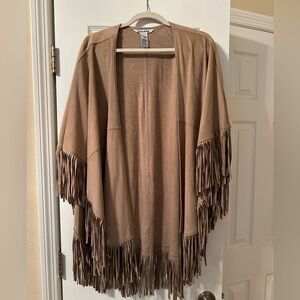 Nygard wrap jacket with Fringe. One size.